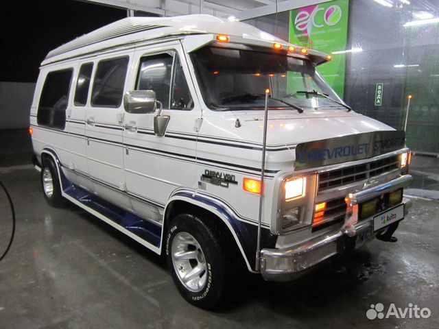 chevrolet van 1990