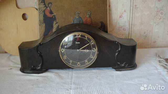 Настольные механические часы с боем Настольные механические часы с боем