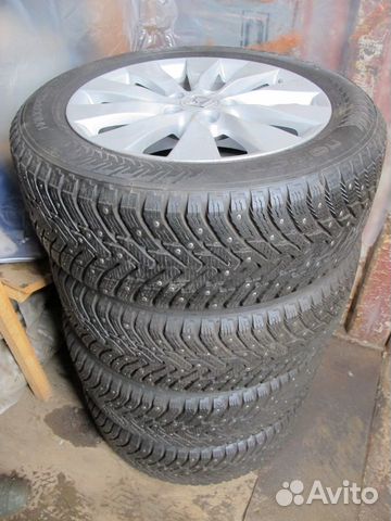 R17 Nokian Tyres Hakkapeliitta 8 225/55, PCD 5x114.3 DIA 64.1