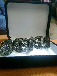 Старинный браслет из черненого серебра