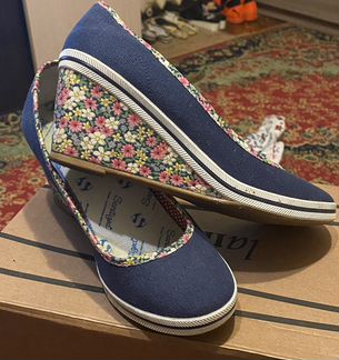 Балетки на танкетке