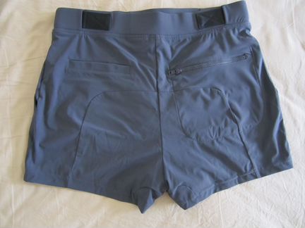 Adidas slvr-муж.шорты. Оригинал из США. р-S(46)