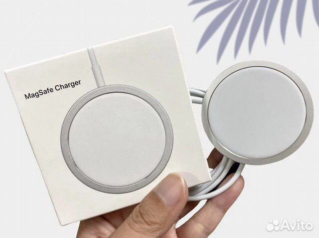 Беспроводная зарядка MagSafe