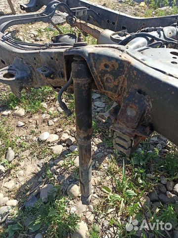 Амортизатор задний левый Toyota Land Cruiser Prado