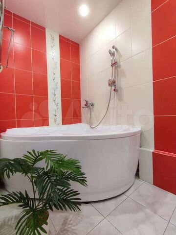 2-к. квартира, 60 м², 5/10 эт.