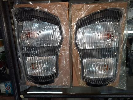 Фонарь указателя поворота левый Исузу NQR-71/75/55