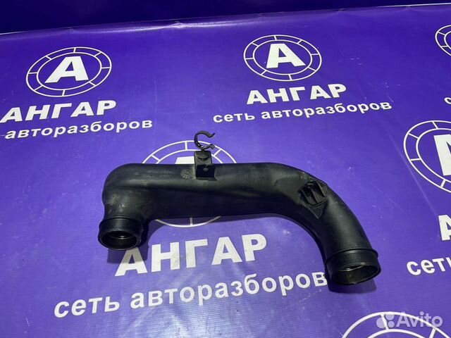 Воздушный патрубок Land Rover Freelander 2 FA/L359