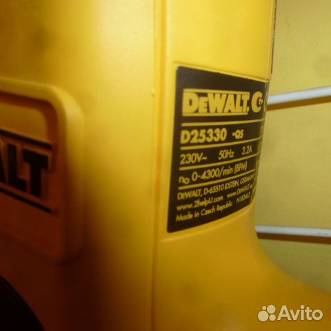 Отбойный молоток dewalt D25330K 650Вт 0-4100уд/ми