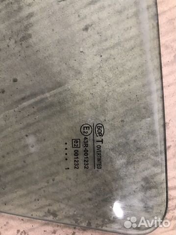 Опуское стекло переднее левое гранта калина веста