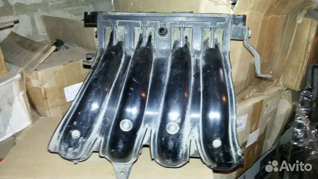 Впускной коллектор Ниссан микра К 12