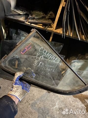 Форточка задняя правая nissan sunny 14