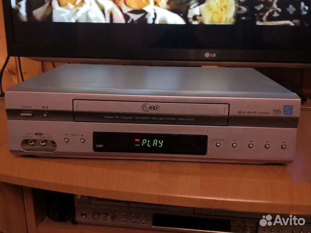 Видеомагнитофон