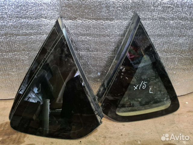 Стекло форточка правая Mazda 3 BK Hatchback