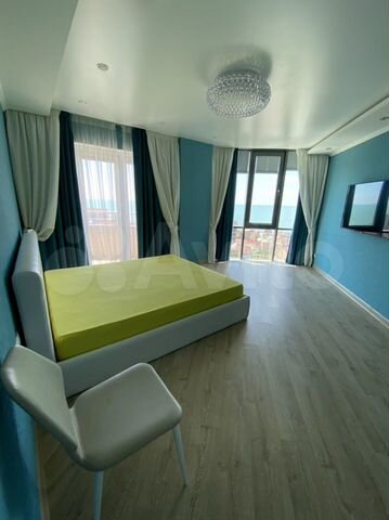 3-к. квартира, 105 м², 12/18 эт.