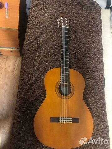 Классическая гитара yamaha c40