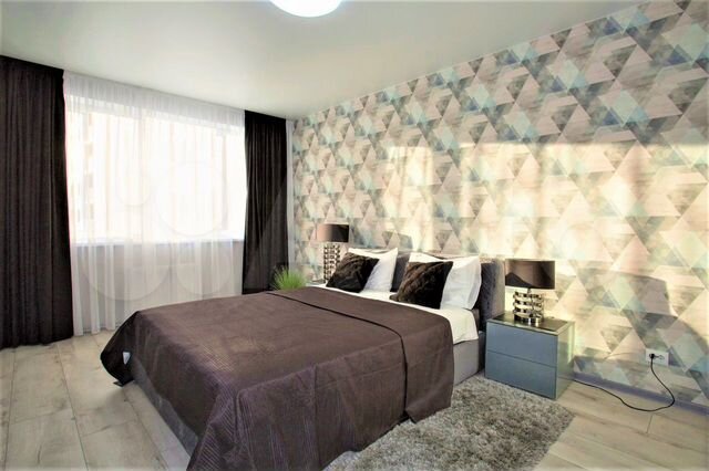 2-к. квартира, 70 м², 2/13 эт.