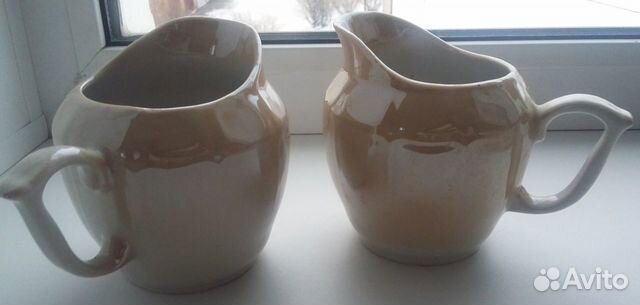 Посуда для молока. Молочник