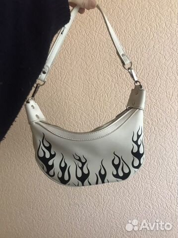 Сумка багет бершка белая с огнем