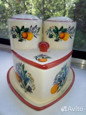 Новый набор солонка и перечница