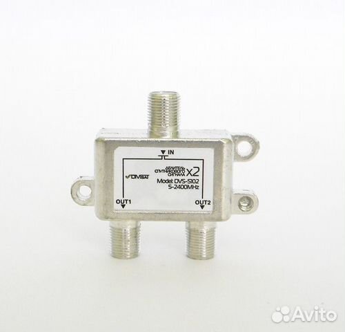 Делитель спутникового сигнала DVS-S102