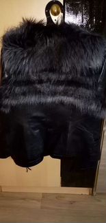 Куртка кожаная женская 46 размер с меховым жилетом