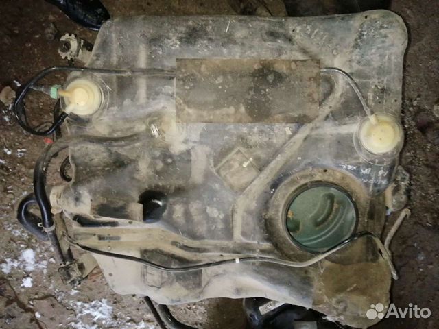 Бензобак Mazda 3 BK, хетчбек