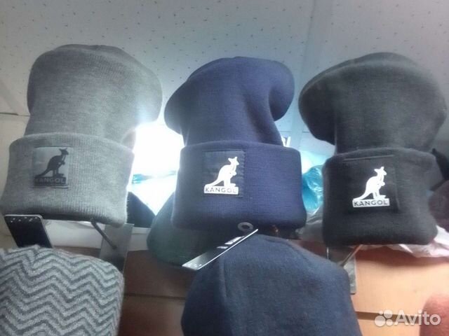 Шапки трикотажная,разные
