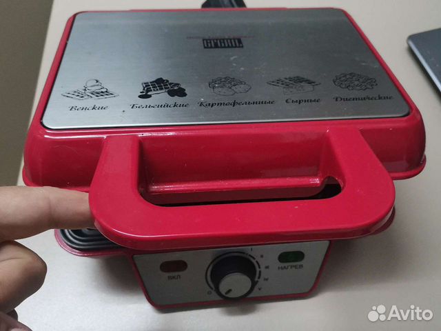 Электрическая вафельница