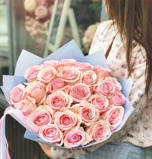 Роза, букет из 25 красивых роз, доставка цветов