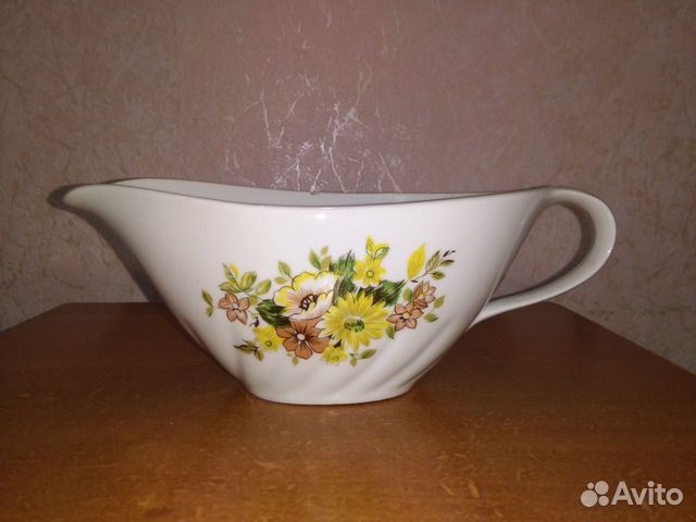 Соусник фарфоровый