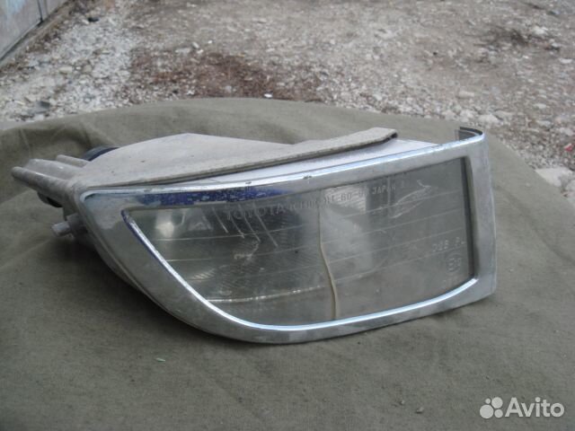 Тойота Фара противотуманная правая Cruiser 120