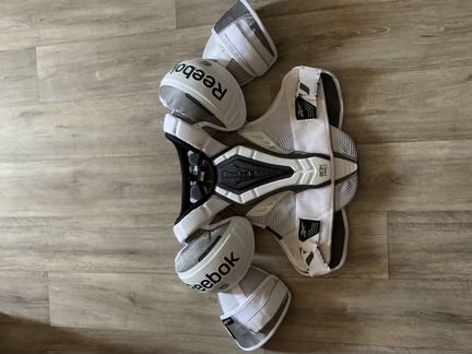 Нагрудник Bauer Vapor x60