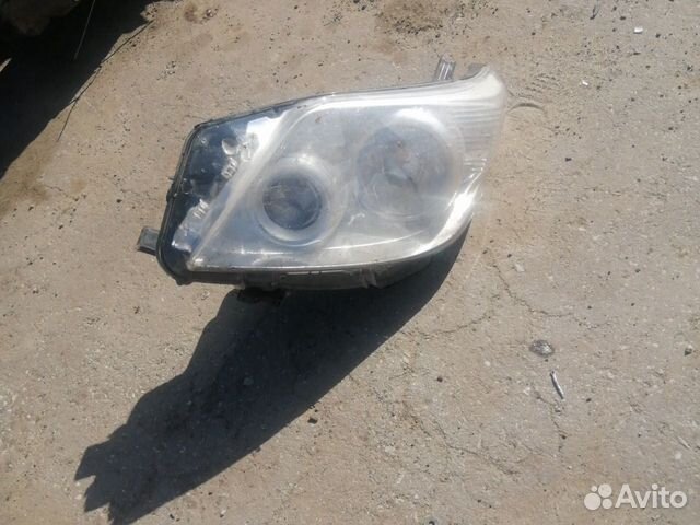 Фара передняя левая Toyota Land Cruiser Prado 150