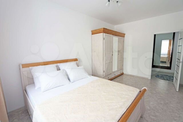 2-к. квартира, 60 м², 2/18 эт.