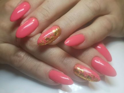 Маникюр педикюр