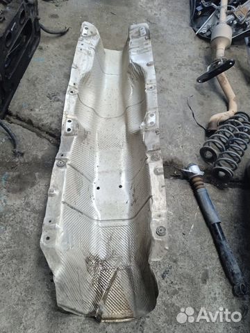 Тепловая защита глушителя шкода октавия а5