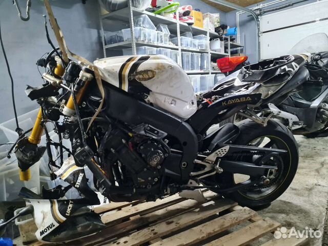 Yamaha r1 04-06 разбор на запчасти