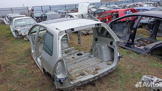 Опель Зафира B крыло заднее левое четверть