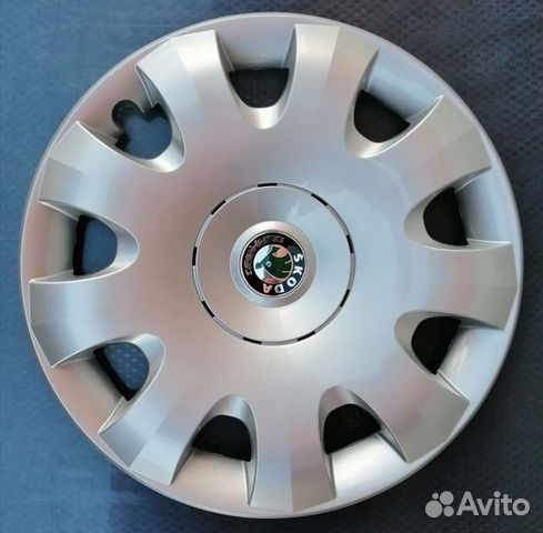 Колпак Шкода r15 новый штучно