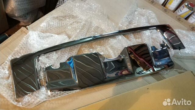 Нижняя накладка переднего бампера Freelander 2