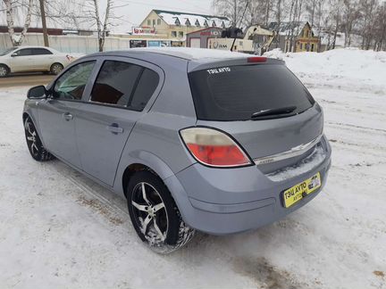 Opel Astra 1.6 МТ, 2011, 153 000 км