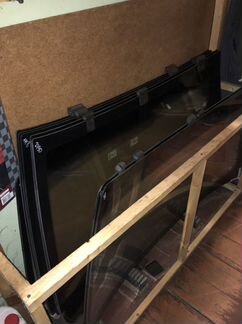 Стекла лобовые, задние с обогревом, опускные ваз