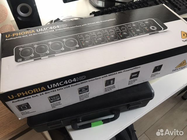 Звуковая карта behringer umc404hd