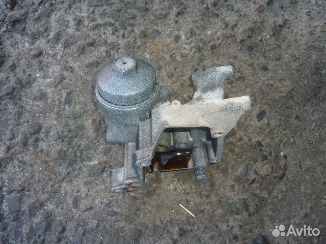 Корпус масляного фильтра Audi A8 D2 4.2