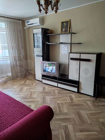 3-к. квартира, 70 м², 2/5 эт.