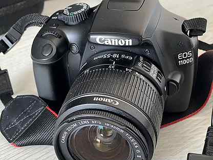 Зеркальный фотоаппарат Canon D1100