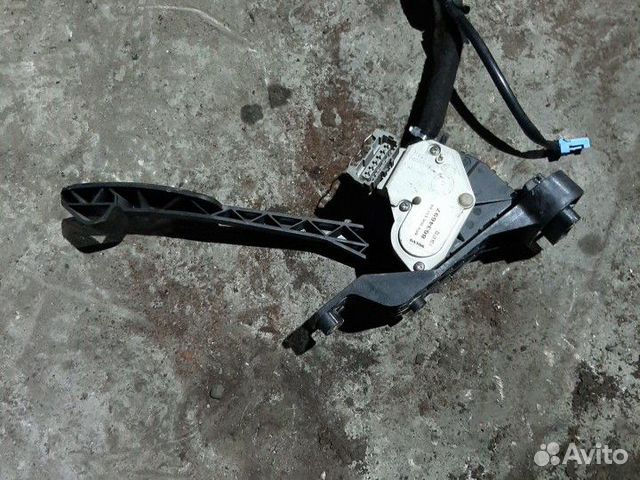 Педаль газа Volvo XC90