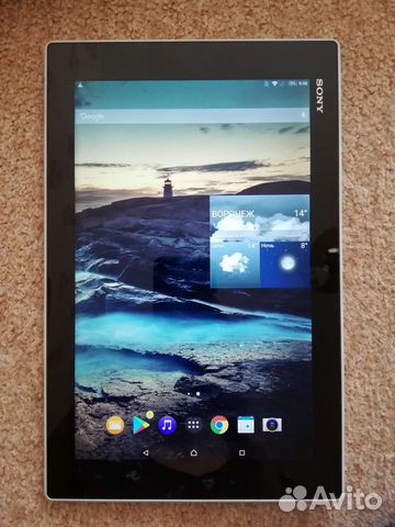 Белый планшет Sony