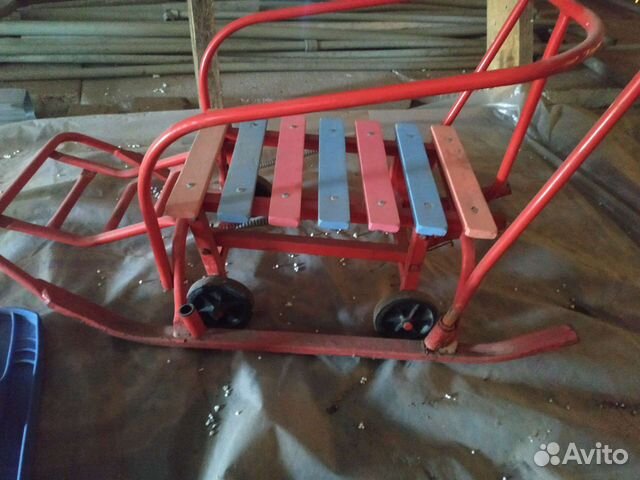 Детские санки на колесах