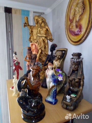 Статуэтки